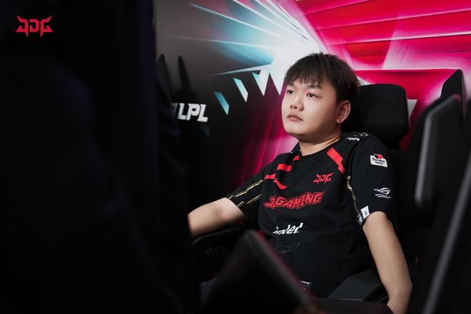 广东队内线 广东队内线