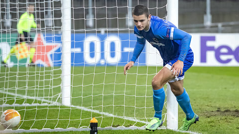 有相当的裁 有相当的裁