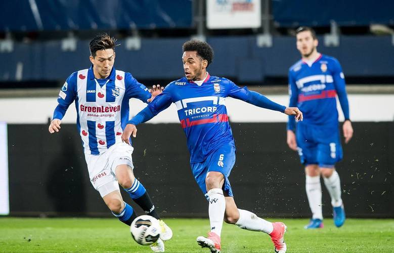 关工作人员 关工作人员