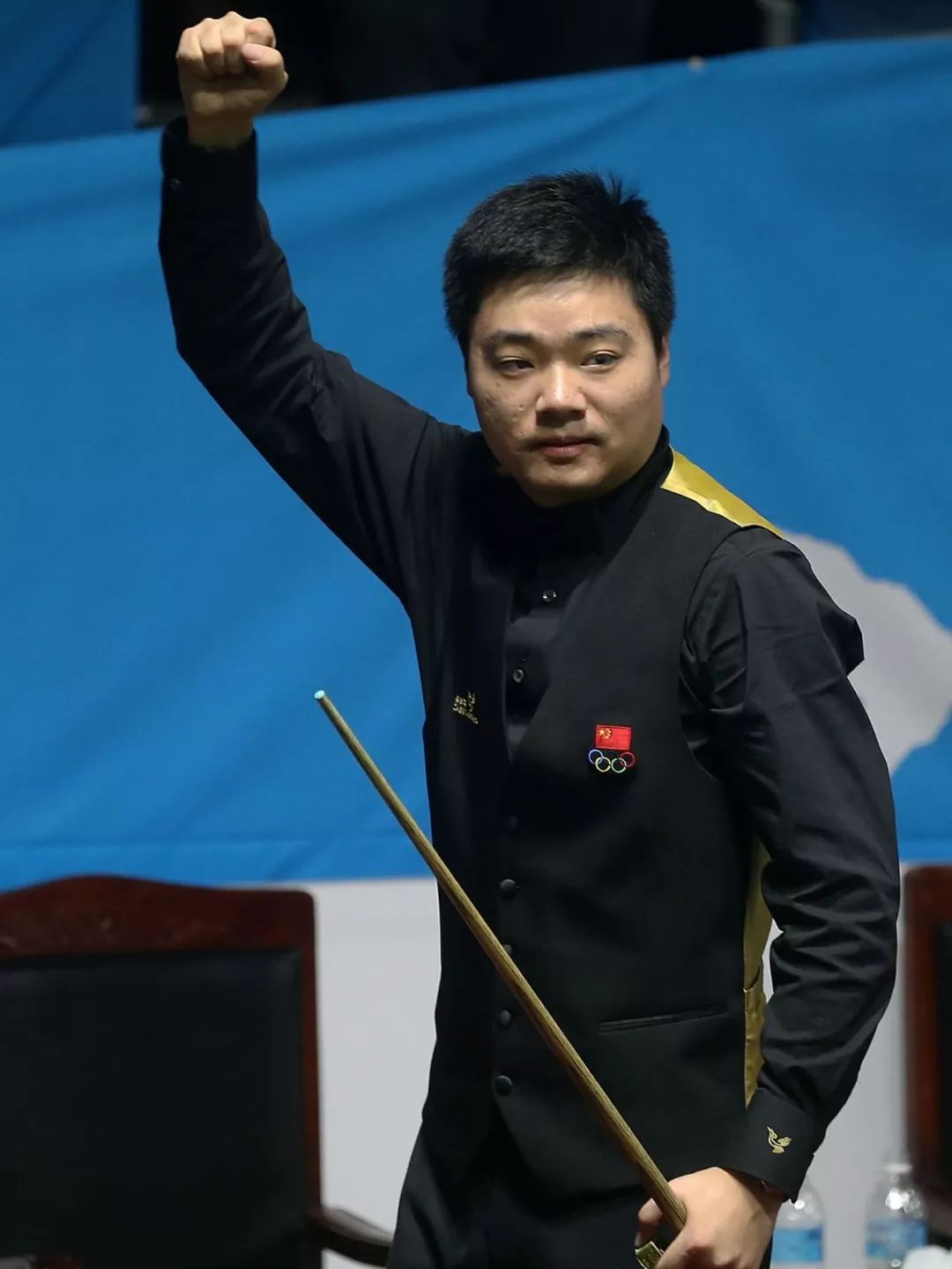 仅表达了深 仅表达了深