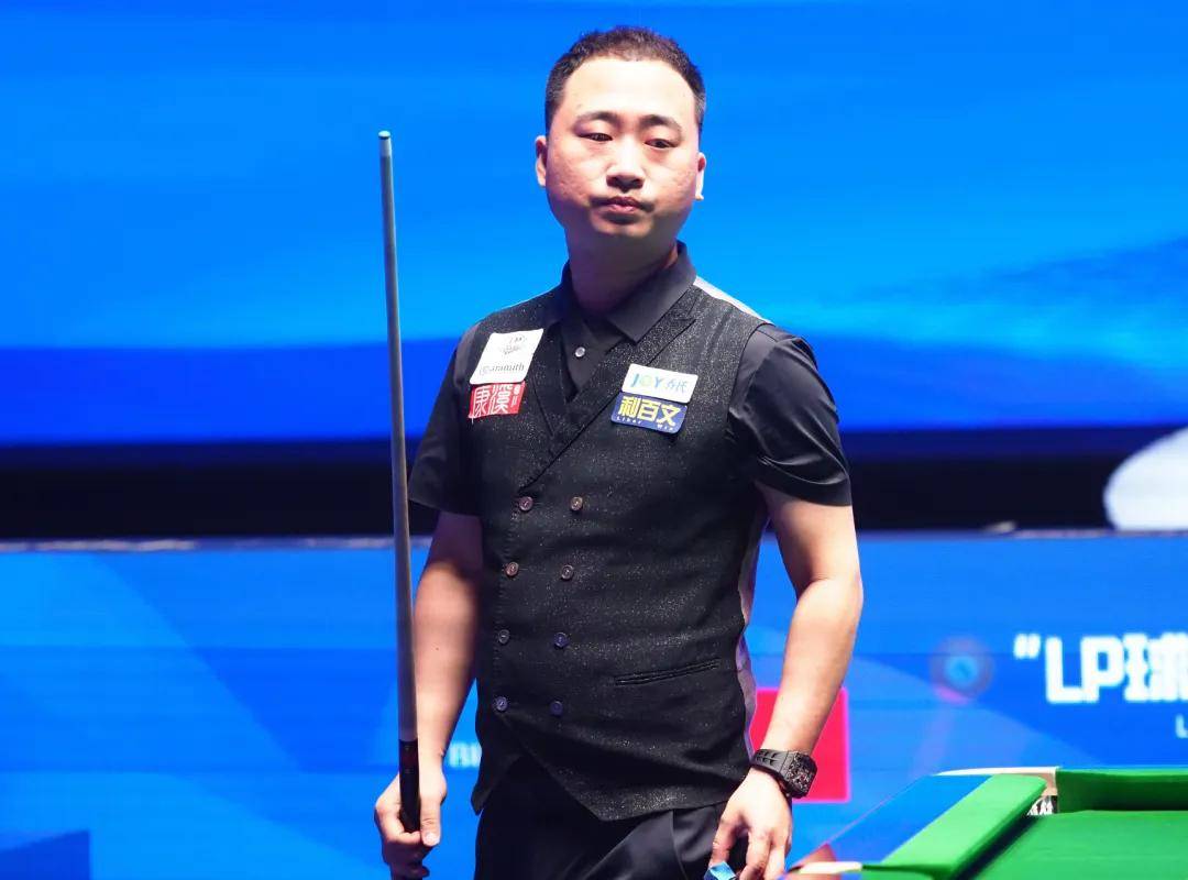 待他继续打 待他继续打