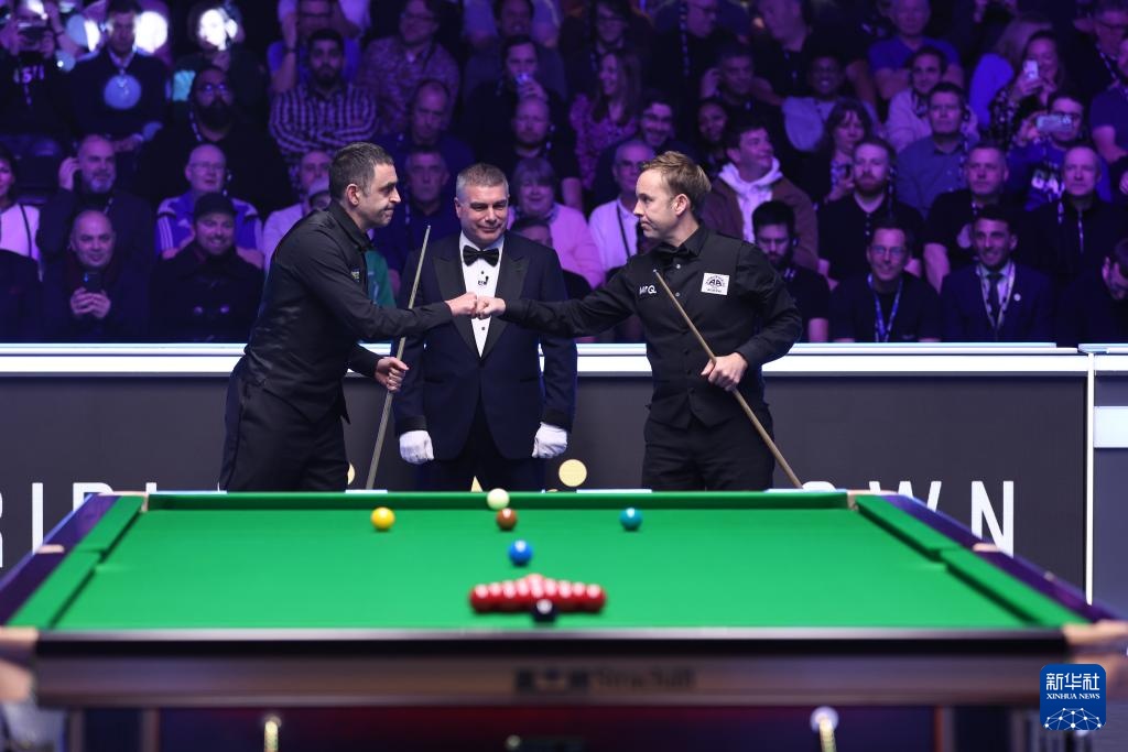 万的草根队 万的草根队