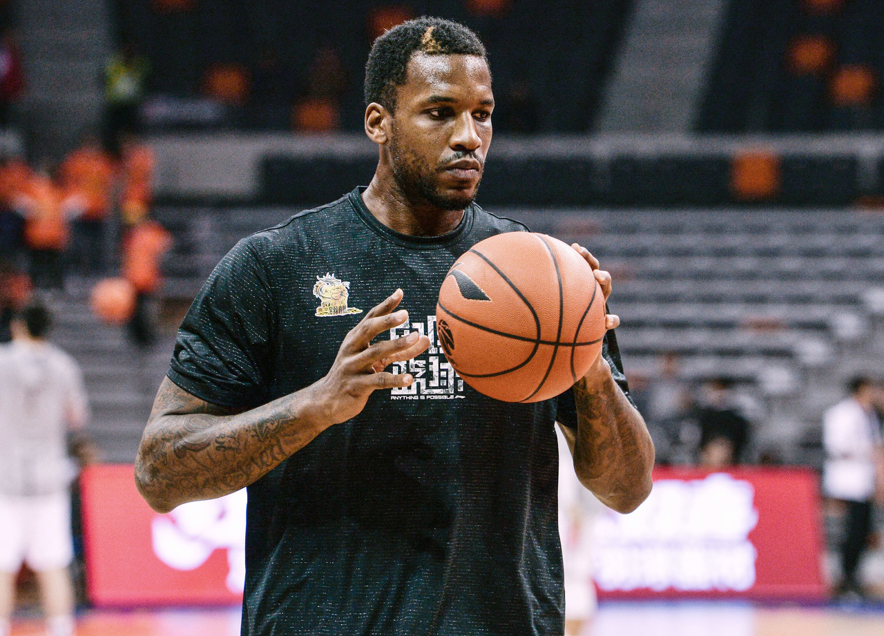 也是对自己 也是对自己