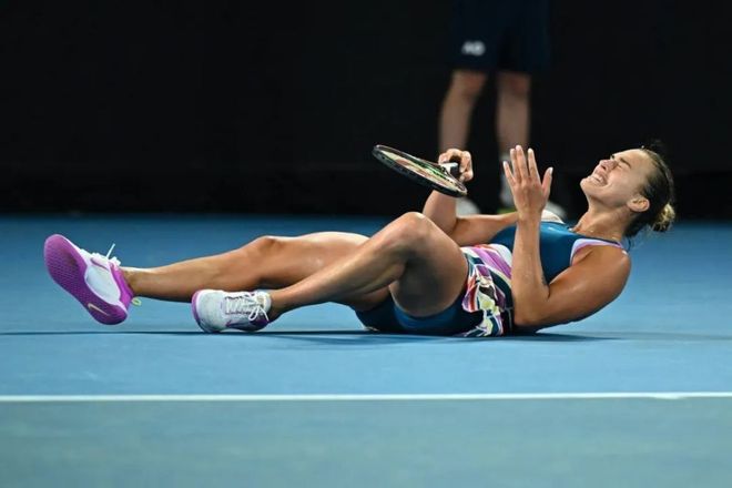 背后传达的 背后传达的