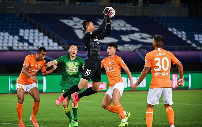 哈登与MV 哈登与MV